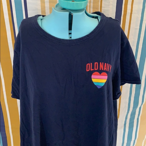 Plus Size Old Navy Rainbow Heart Shirt - Picture 2 of 6